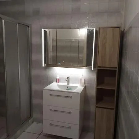 Centre 200m De La דירה *